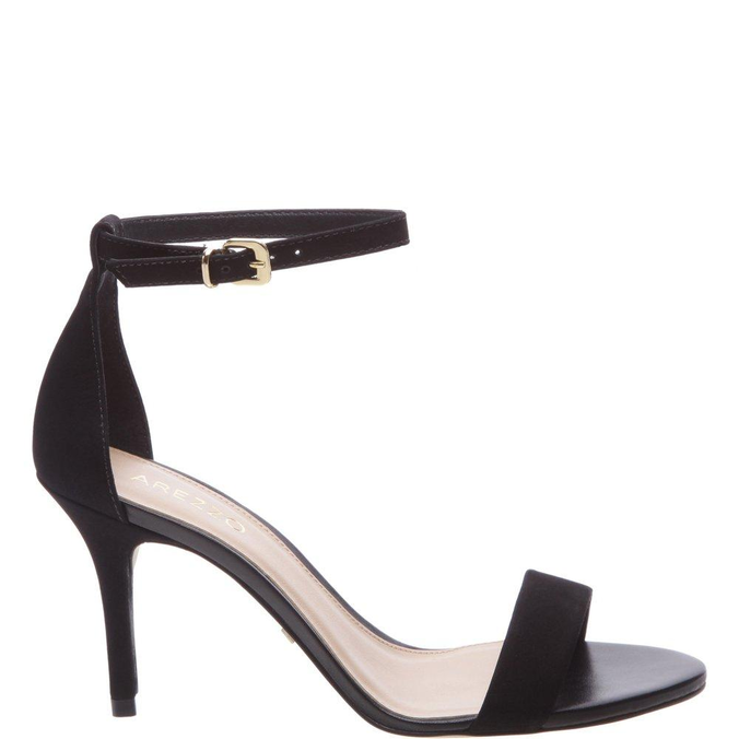 sandalia isabelli preta