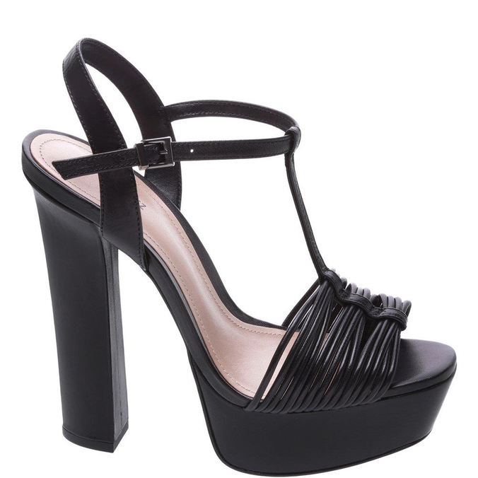 schutz sandalia meia pata