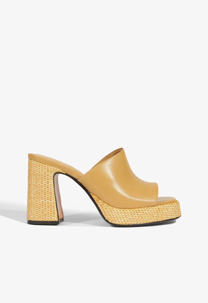 Sandália Mule Meia Pata Natural