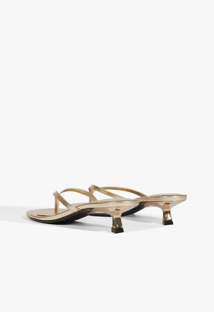 Sandália Mule Tiras Salto Baixo Couro Dourado