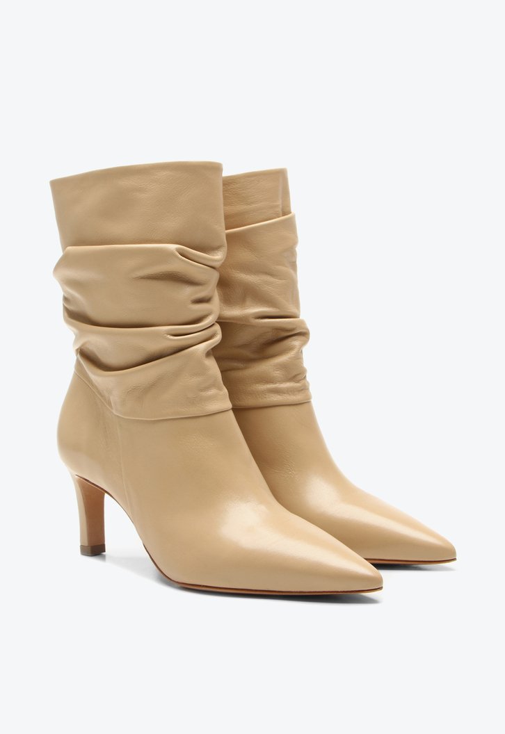 Bota Kampala Bege