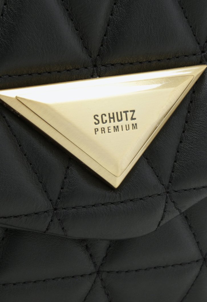 Shoulder Schutz Bag 944 Matelassê Maxi Black