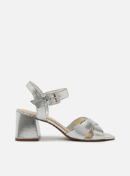 Sandália Prata Arezzo Couro Salto Bloco Fresh Classy