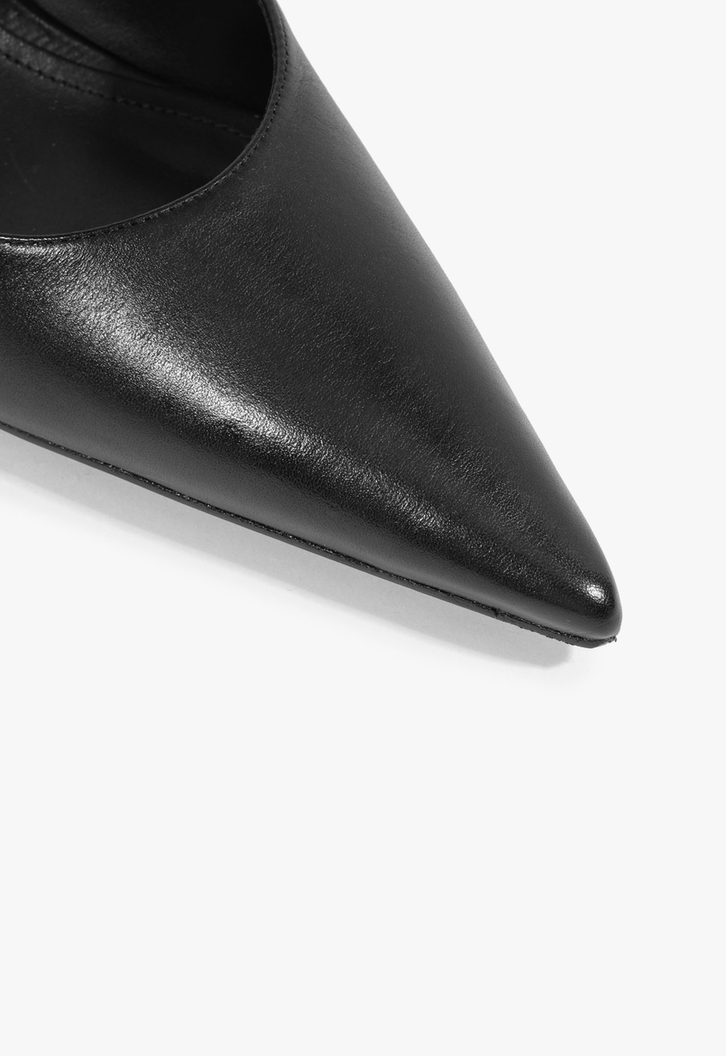 Mule Couro Salto Kitten Preto