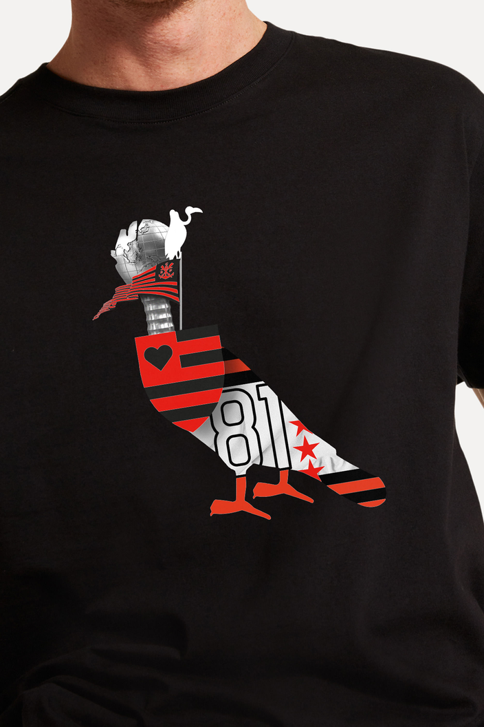 CAMISETA PRETA RESERVA ESTAMPADA PICA PAU 81 FLAMENGO
