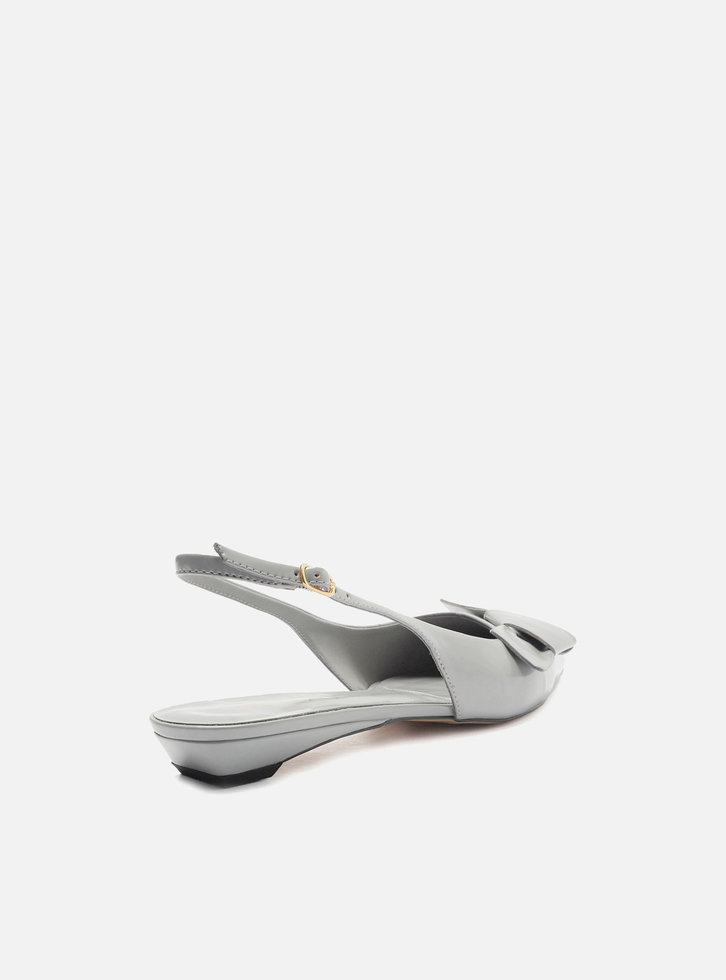 Sapatilha Cinza Arezzo Bico Fino Slingback Laço