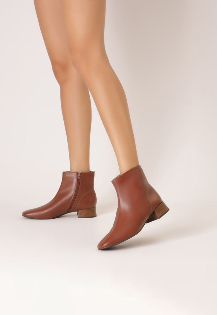 Bota Marrom Anacapri Bico Quadrado Salto Bloco