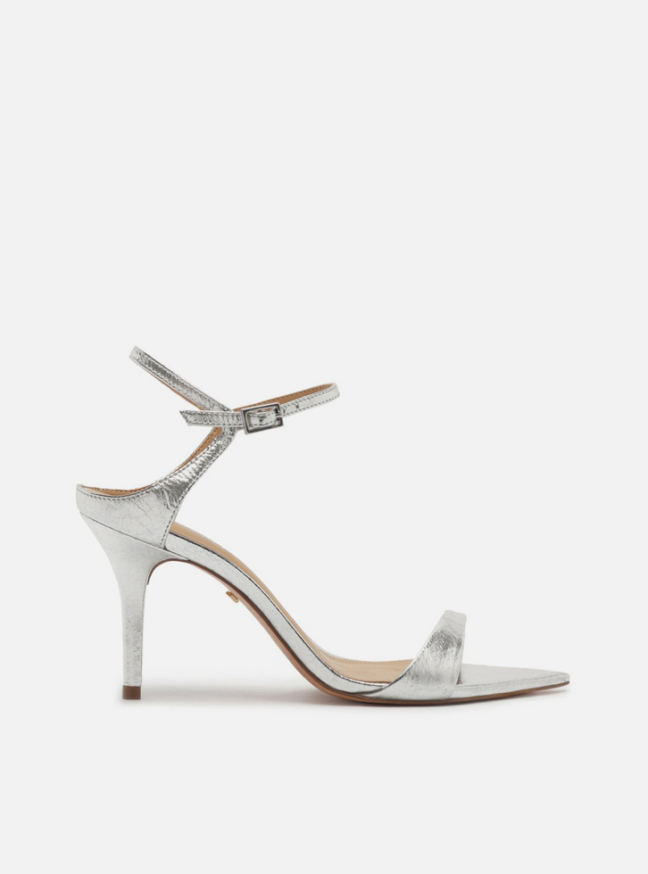 Sandália Prata Couro Salto Médio Bico Folha
