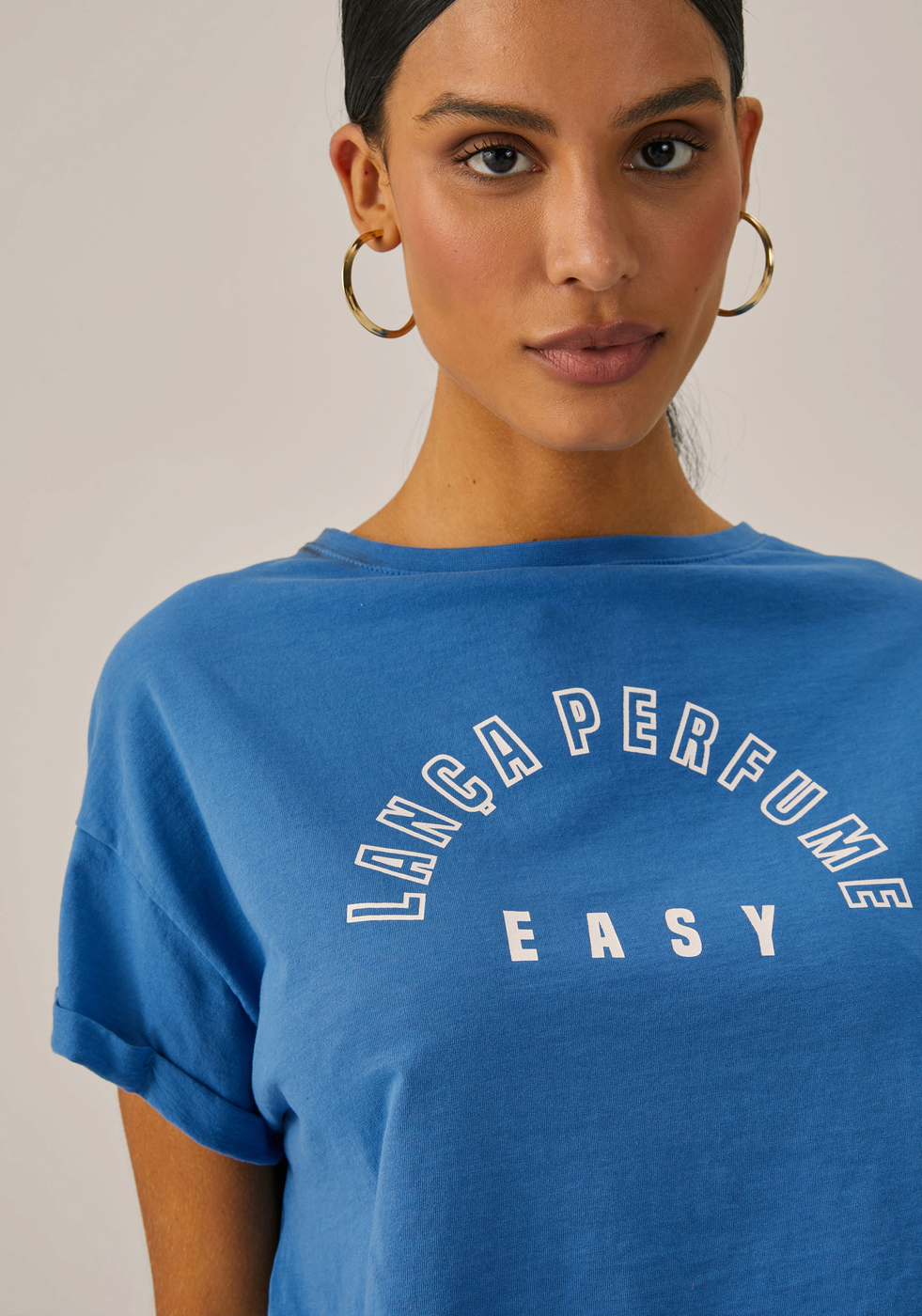 T-Shirt Azul Lança Perfume Cropped Com Estampa | ZZ MALL