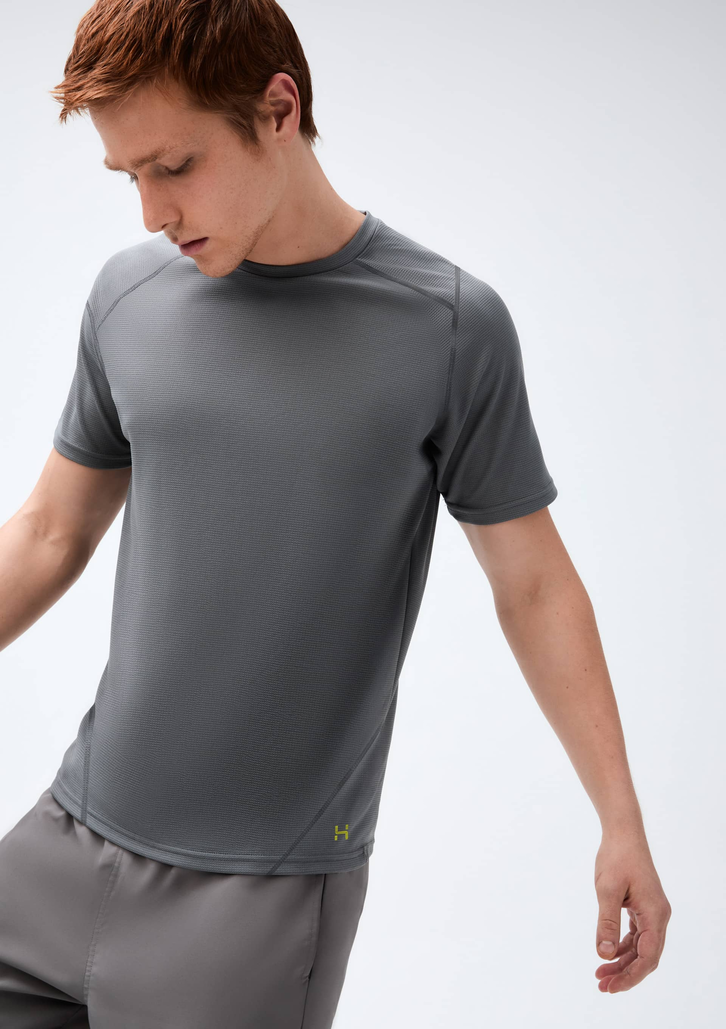 Camiseta Cinza Hering Esportiva Secagem Rápida