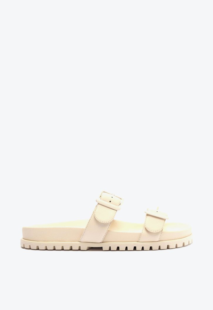 Rasteira Off-White Arezzo Couro Tratorada Tiras