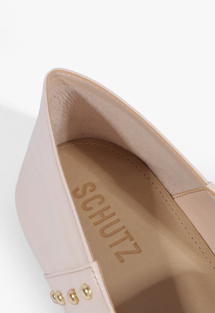 SAPATO MOCASSIM BRANCO SCHUTZ BAIXO COURO TACHAS