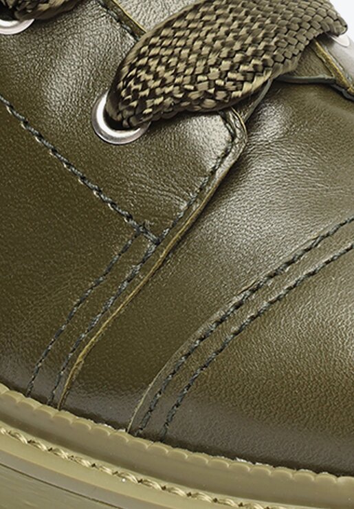 BOTA COTURNO VERDE SCHUTZ BOLD COURO