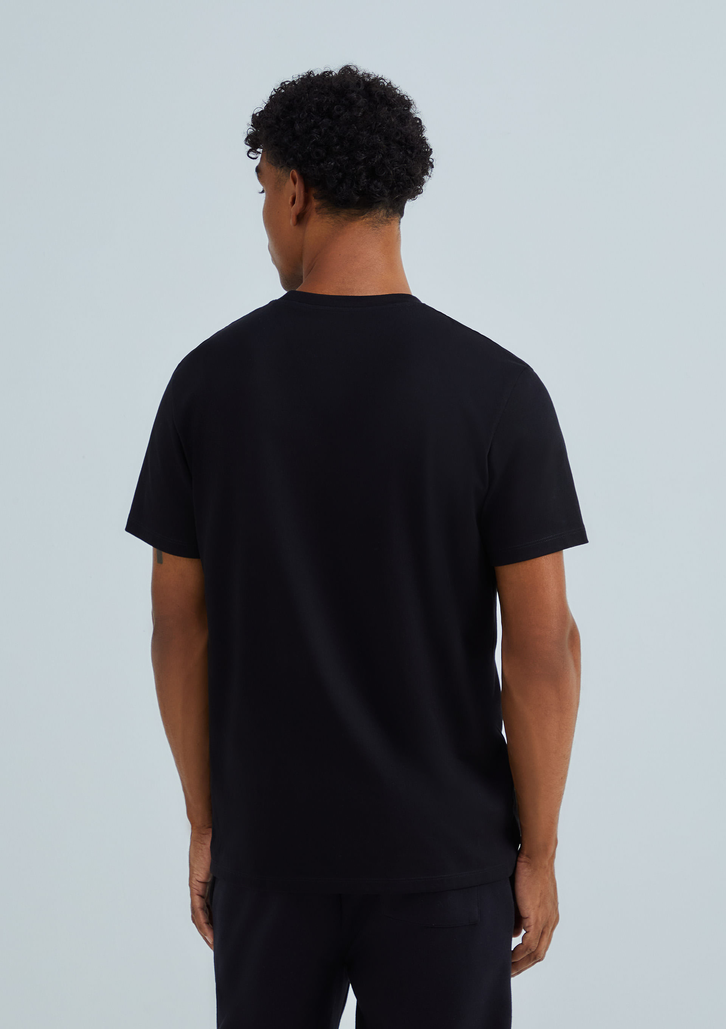 Camiseta Preto Hering Básica Masculina Em Algodão Peruano