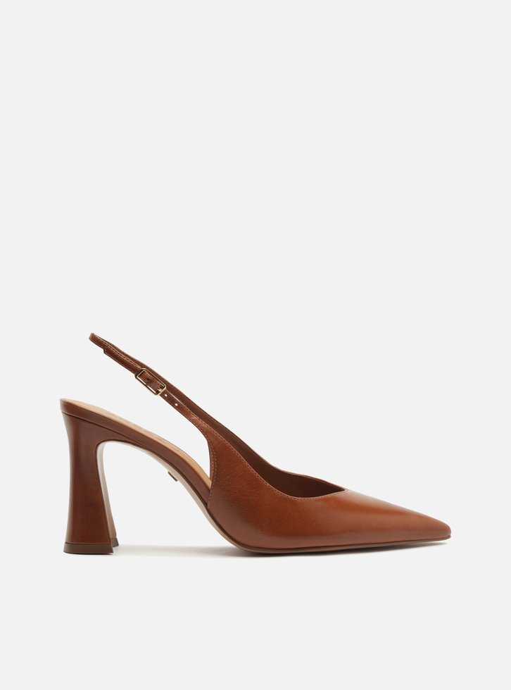 Scarpin Marrom Couro Salto Alto Flare Slingback