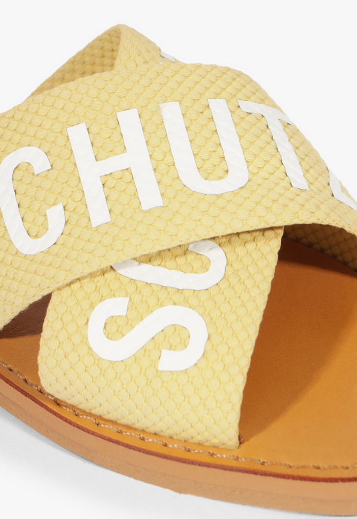 Sandália Rasteira X Schutz Logo Amarela