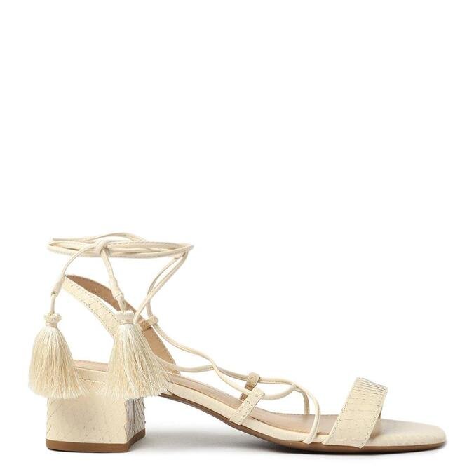 sandalia arezzo branca