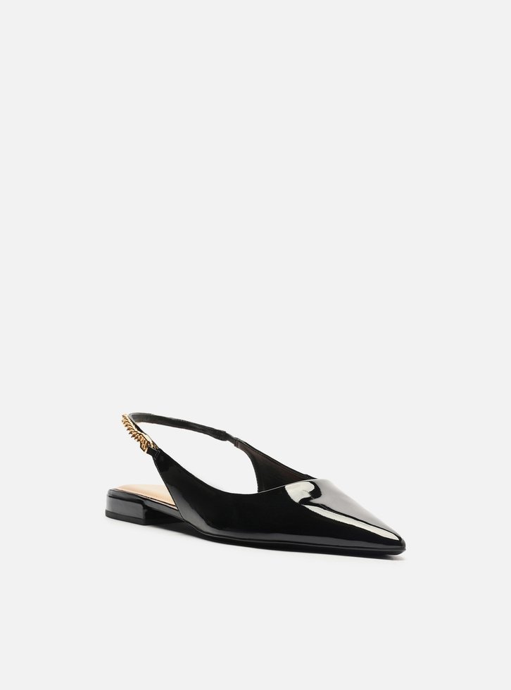 Sapatilha Preta Verniz Slingback Corrente