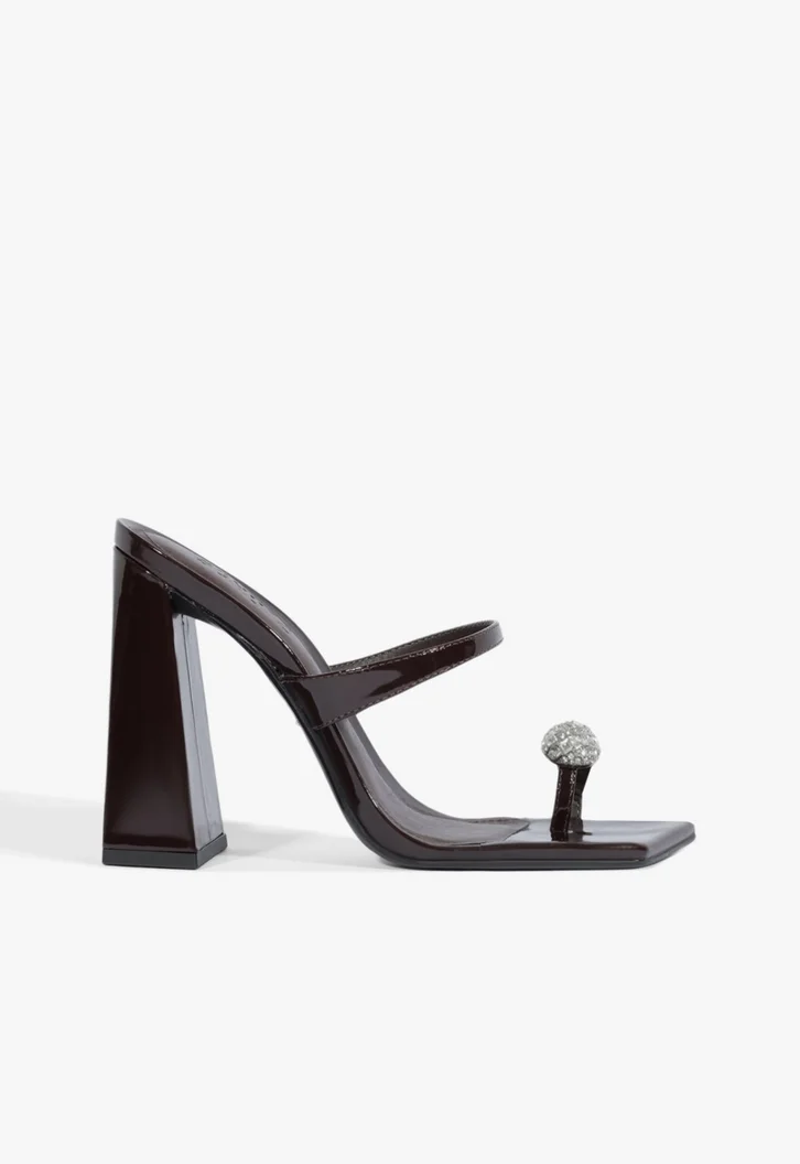 Sandália Mule Salto Alto Verniz Strass Couro Marrom