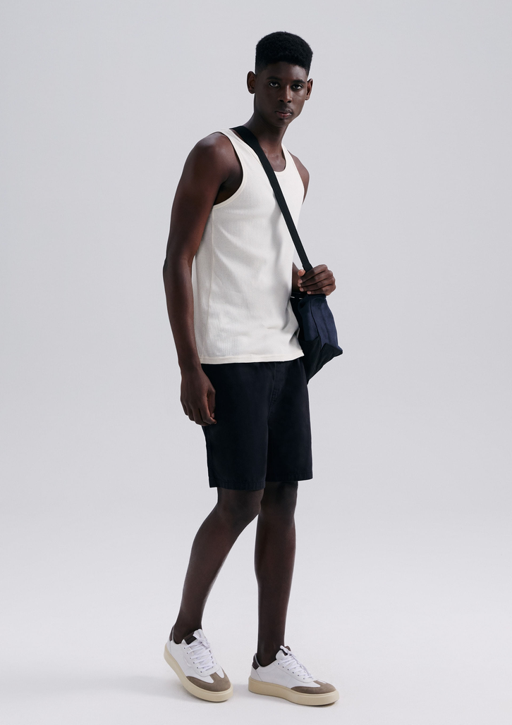 Shorts Preto Hering Masculino De Sarja