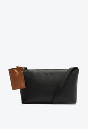 Bolsa Crossbody Preta Anacapri Média Costura Ornamental Bag Charm