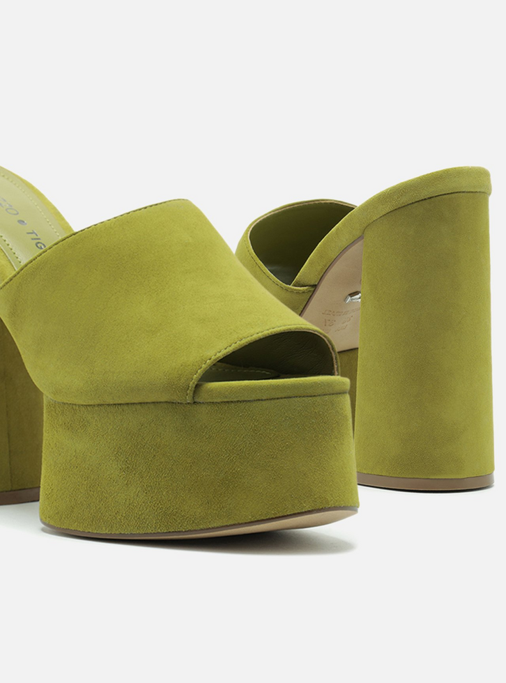 Sandália Verde Camurça Salto Alto