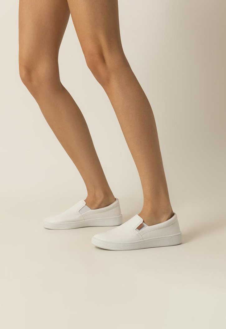 Tênis Slip On Branco Anacapri Liso Básico