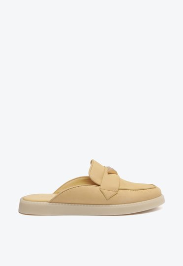 Sapato Mule Fechado Camurça Nude | ZZ MALL