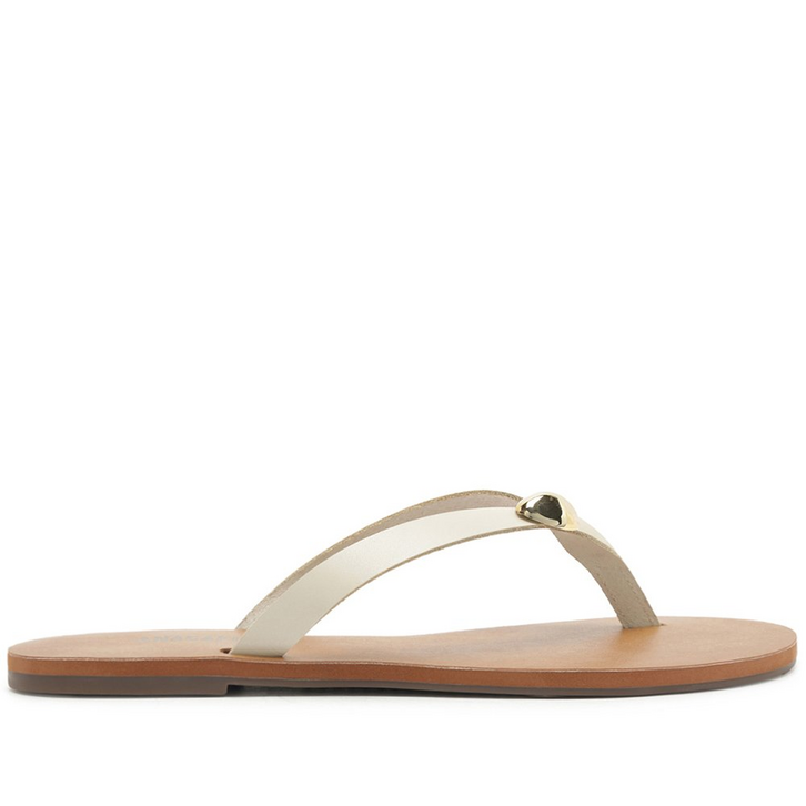 Rasteira Tira única Adorno Metálico Branca