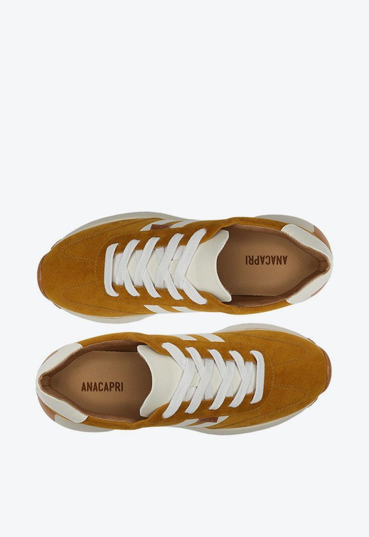 Tênis Amarelo Sporty Detalhe Lateral