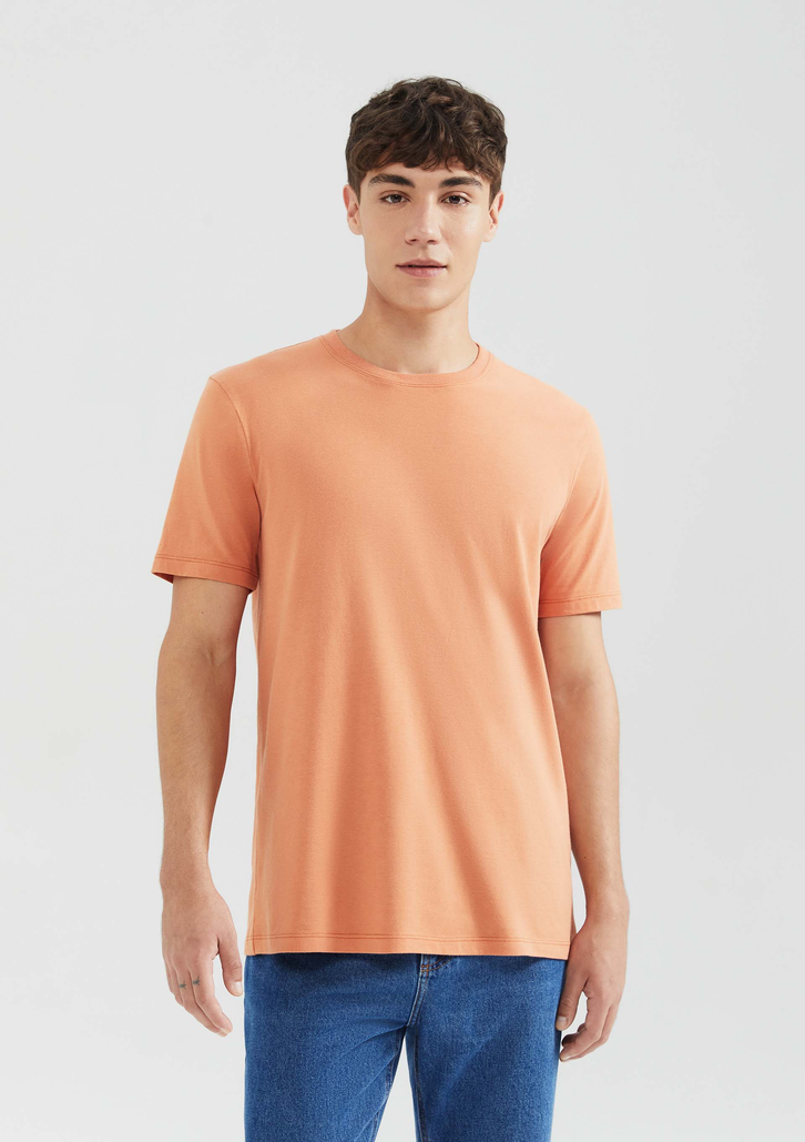 Camiseta Laranja Hering Básica Manga Curta Regular World