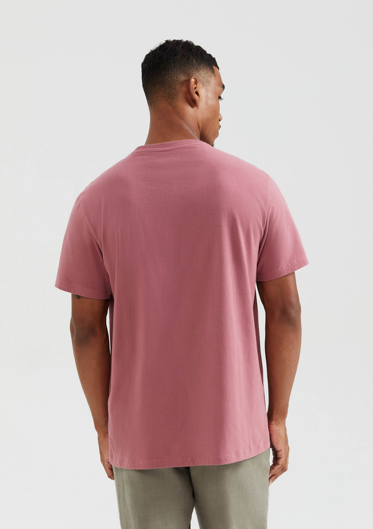 Camiseta Rosa Hering Básica Comfort Super Cotton