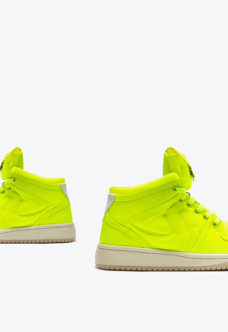 Tenis cano alto chicago amarelo