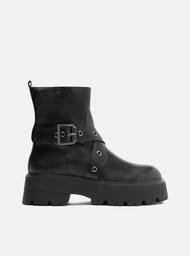 Bota Preta Arezzo Couro Cano Médio Tratorada Fivela
