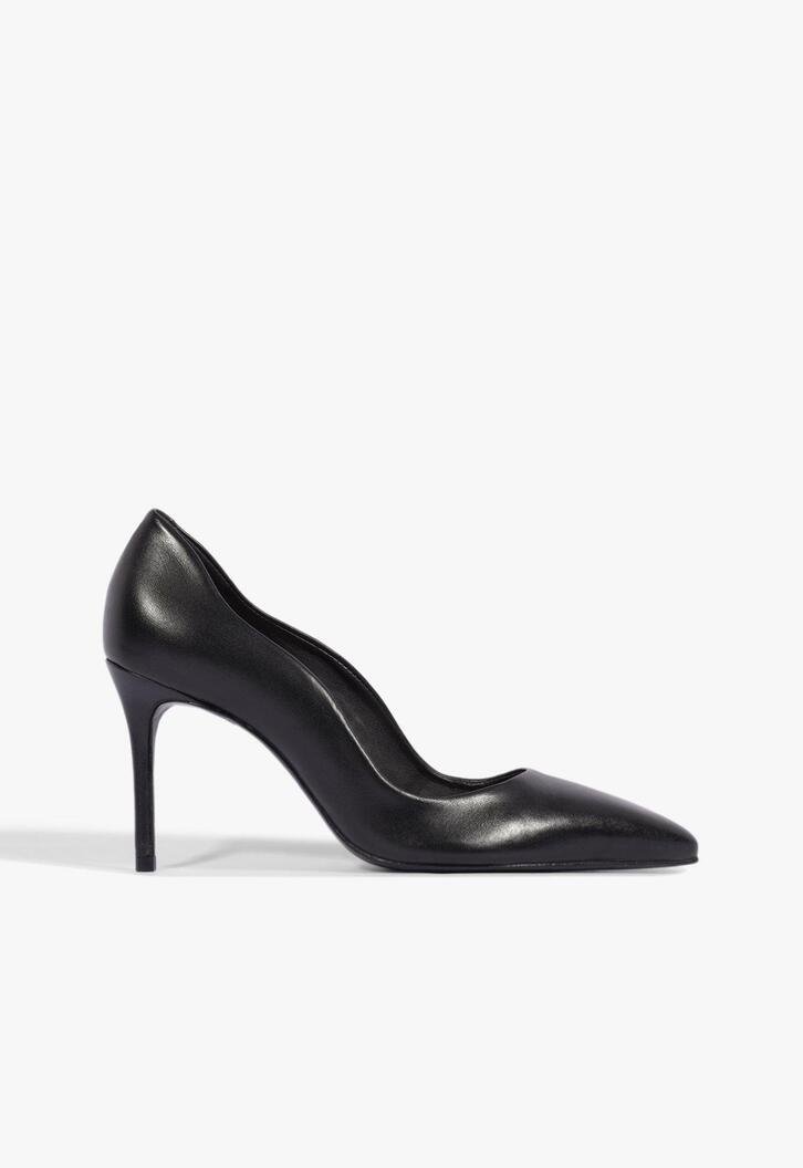 SAPATO SCARPIN PRETO SCHUTZ SALTO COURO