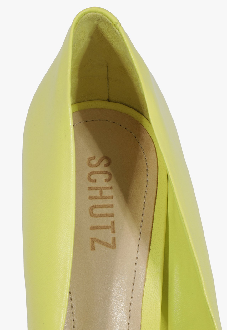 Sapato Scarpin Couro amarelo