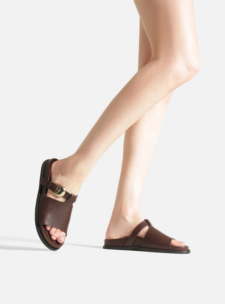 Sandália Papete Slide Marrom Couro Fivela