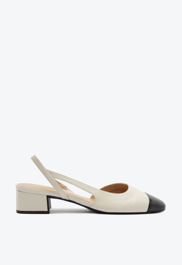 Scarpin Slingback Unilateral Branca Ponta Preta