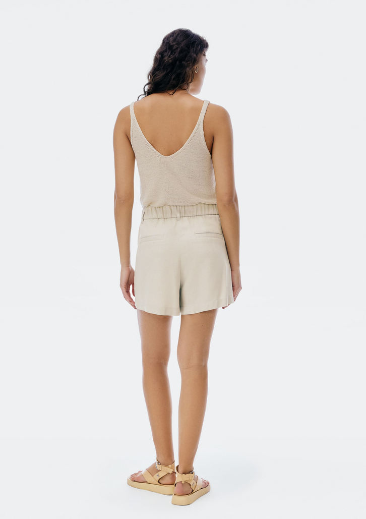 Shorts Creme Hering De Alfaiataria Em Linho