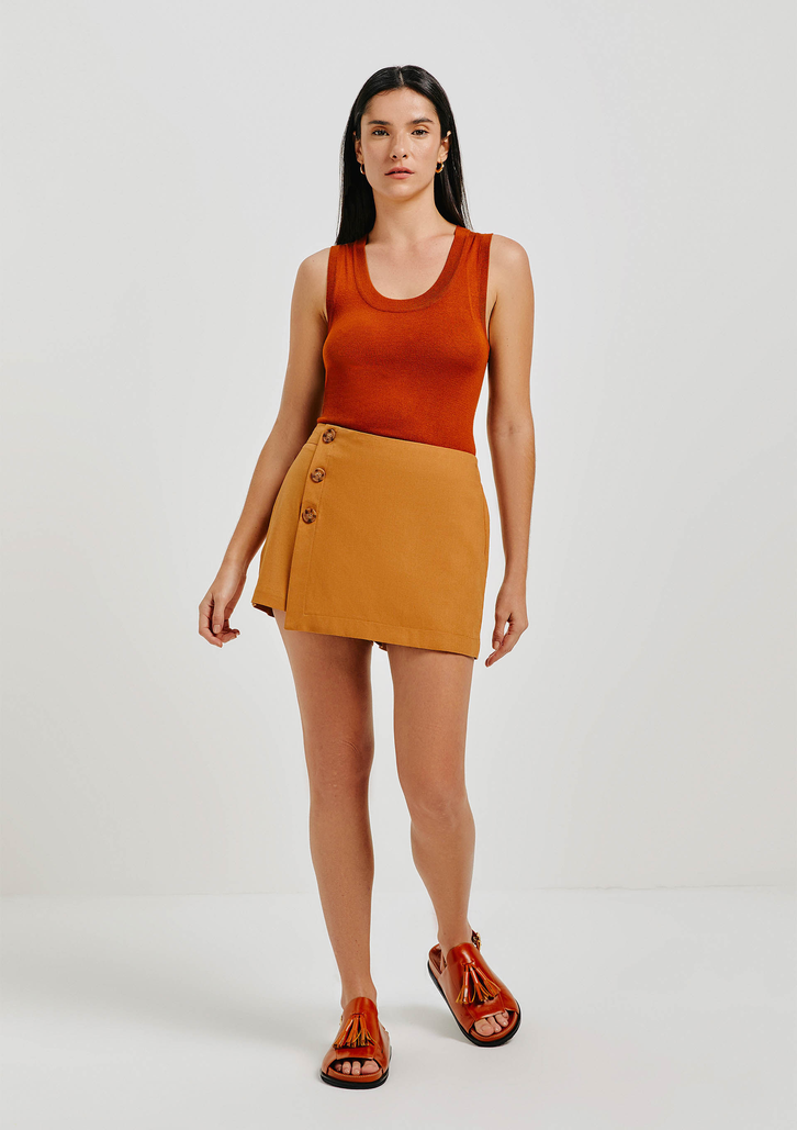 Regata Marrom Feminina Slim Decote U Em Tricô De Viscose