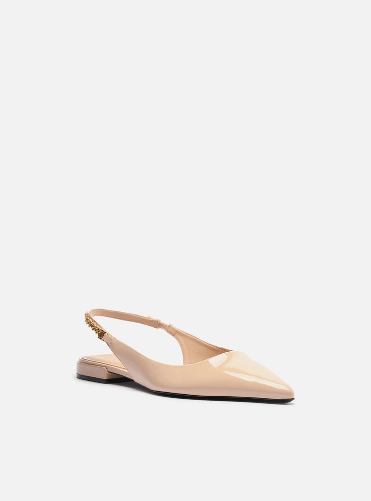 Sapatilha Bege Verniz Slingback Corrente