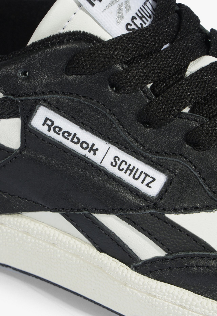 Tênis Reebok Preto Sola Bicolor | ZZ MALL