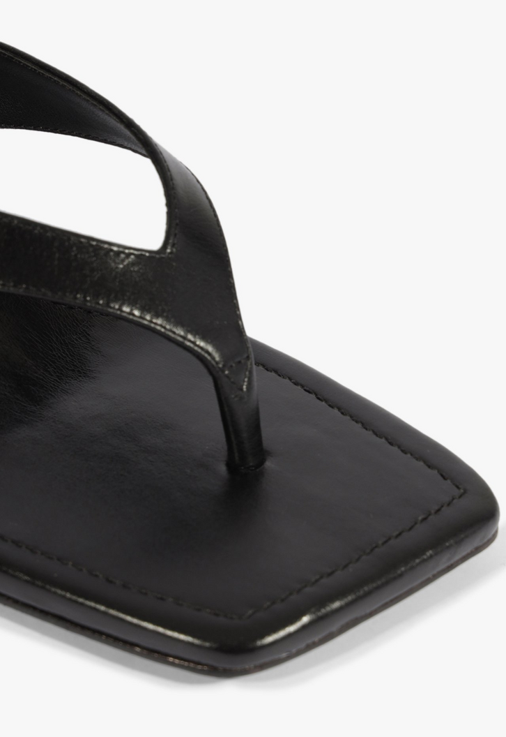 Sandália Mule Urban Couro Preta | ZZ MALL