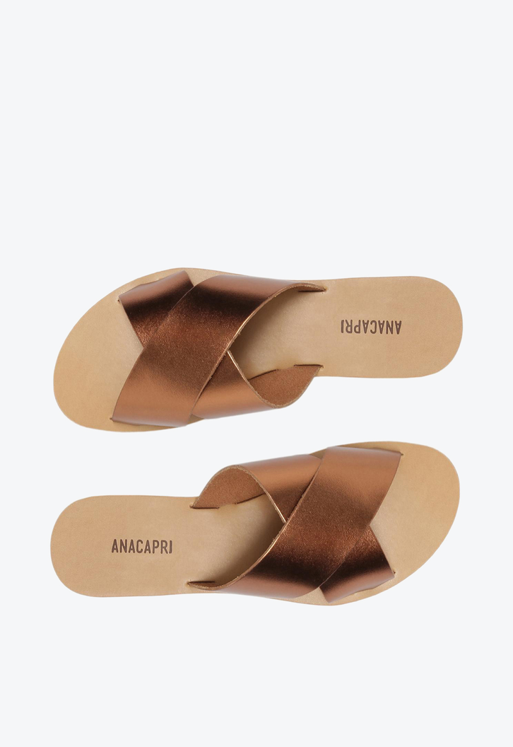 Sandália Rasteira Bronze Anacapri Tachas