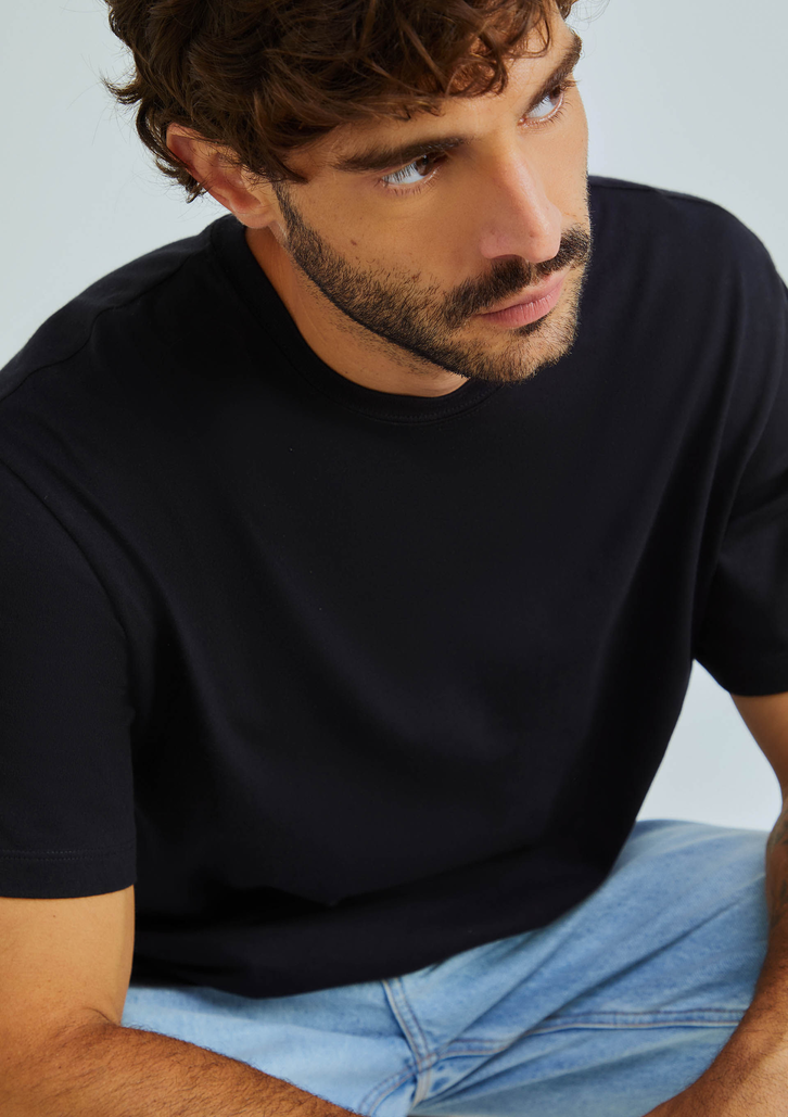 Camiseta Preta Hering Básica Comfort Super Cotton