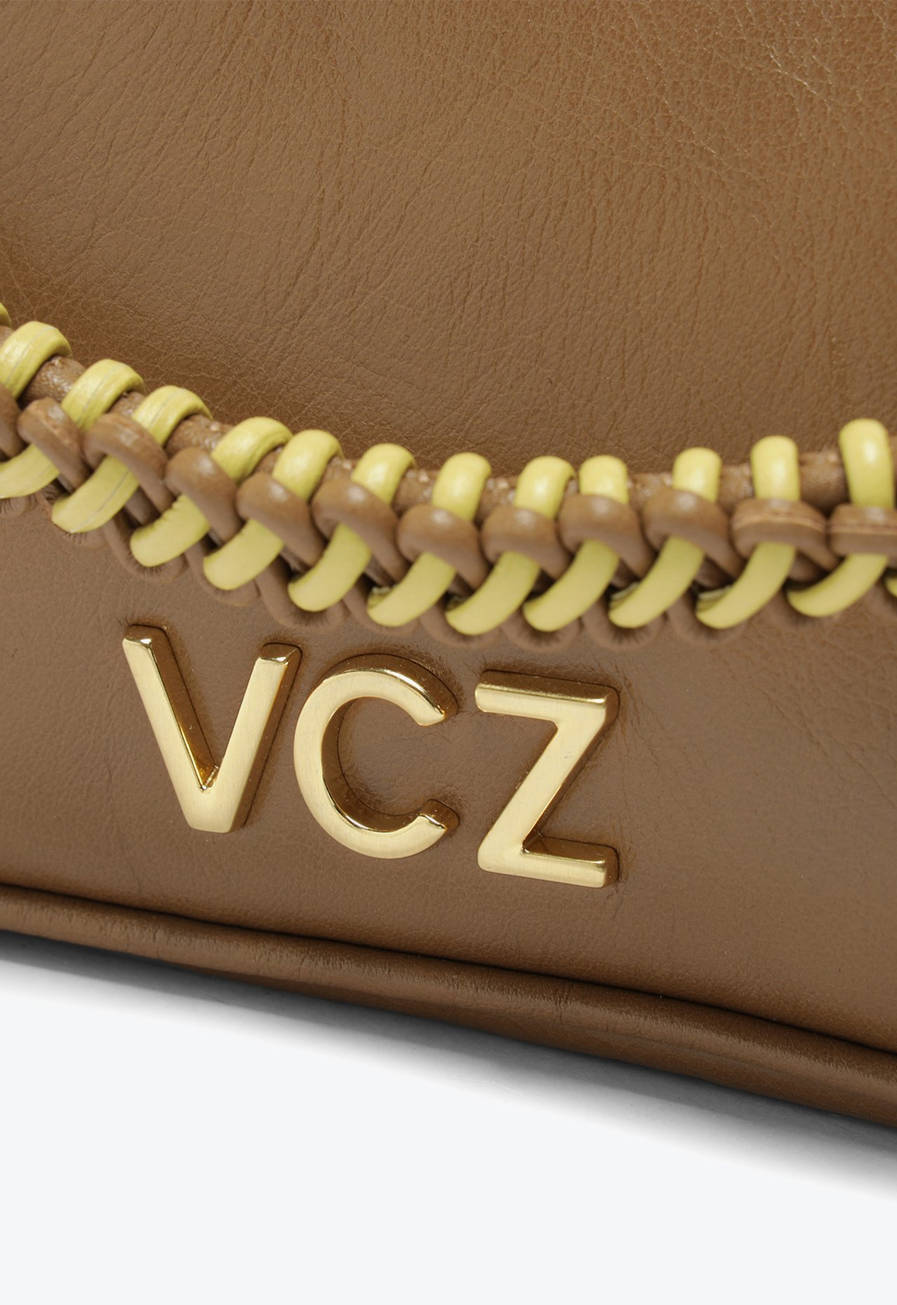 Bolsa Shoulder Charlotte Pequena Caramelo | ZZ MALL