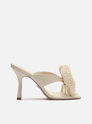 Sandália Off-white Arezzo Salto Fino Flor Crochê