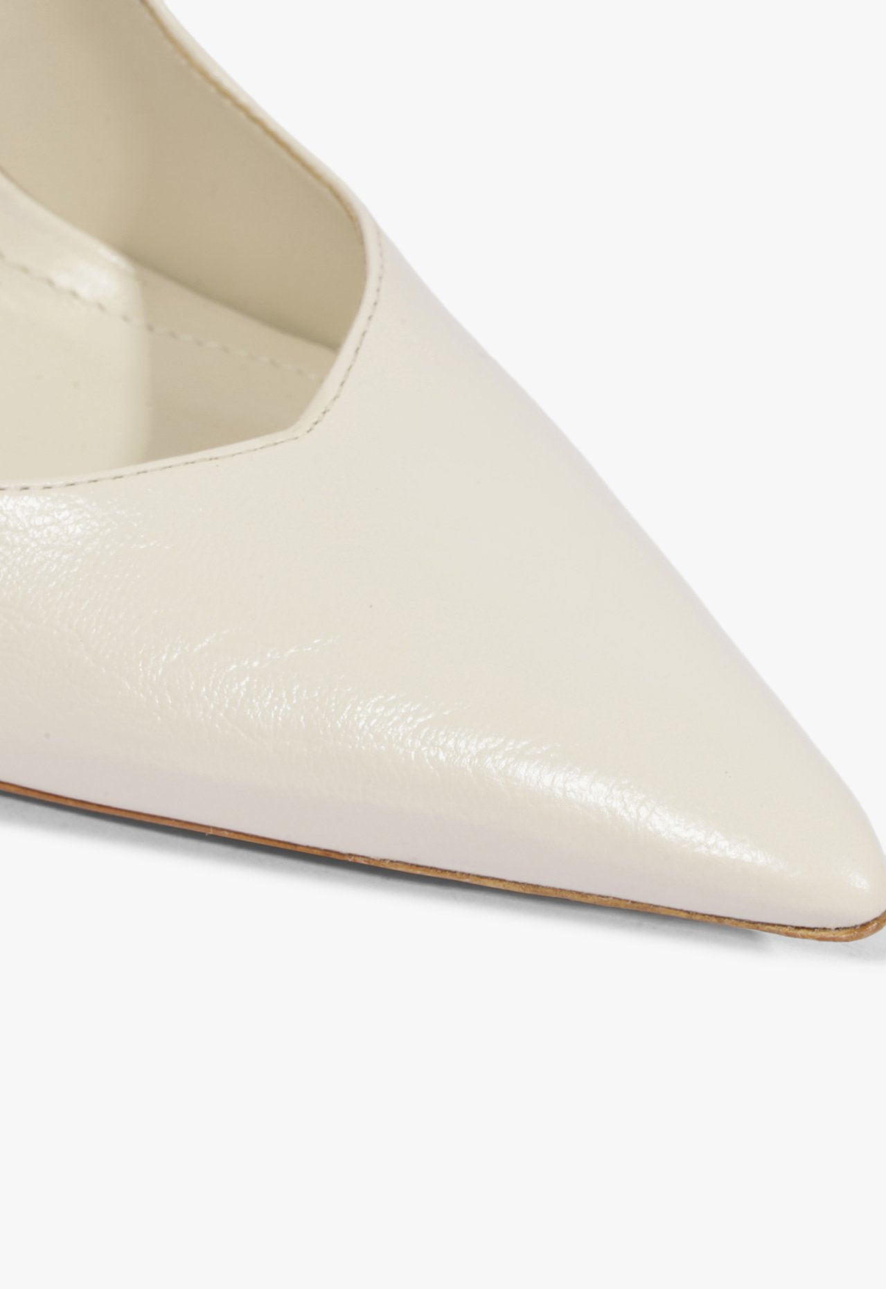 Scarpin Schutz Lexi Couro Branca | ZZ MALL