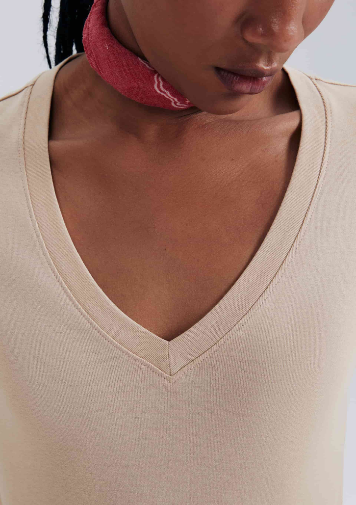Blusa Bege Hering Decote V
