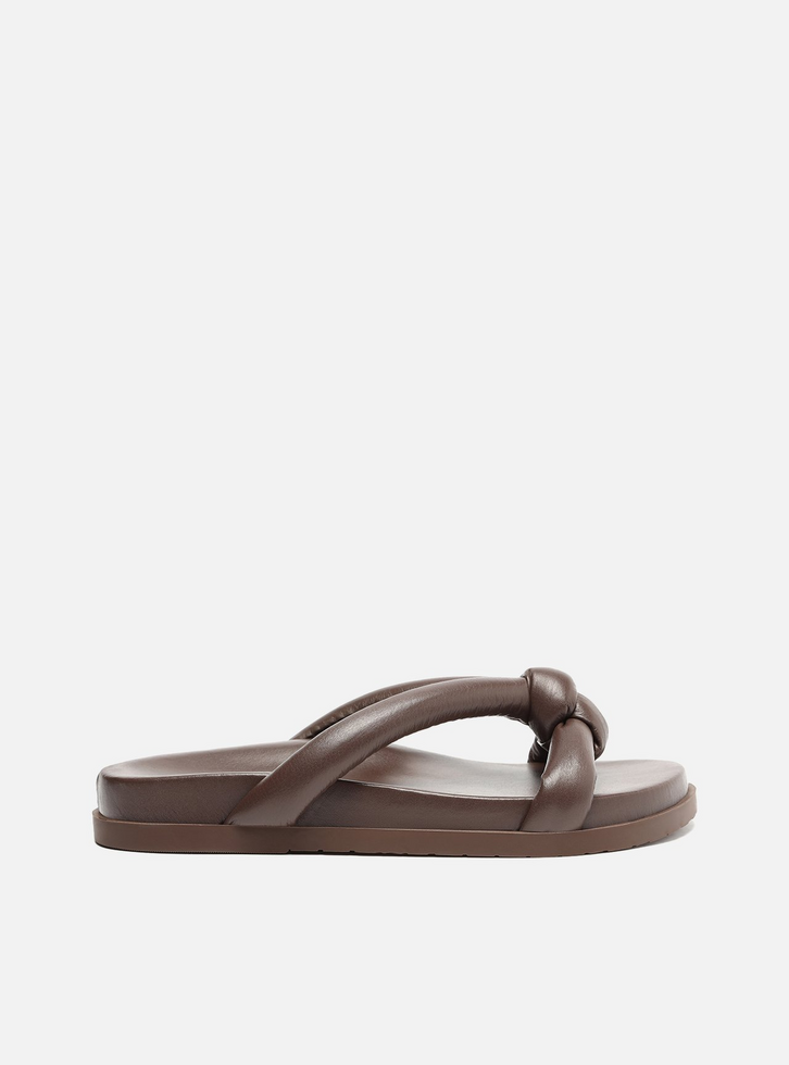 Rasteira Marrom Tiras Bombadas Kim